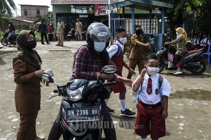 PTM SDN 232 Pelembang Dengan Prokes 5 M