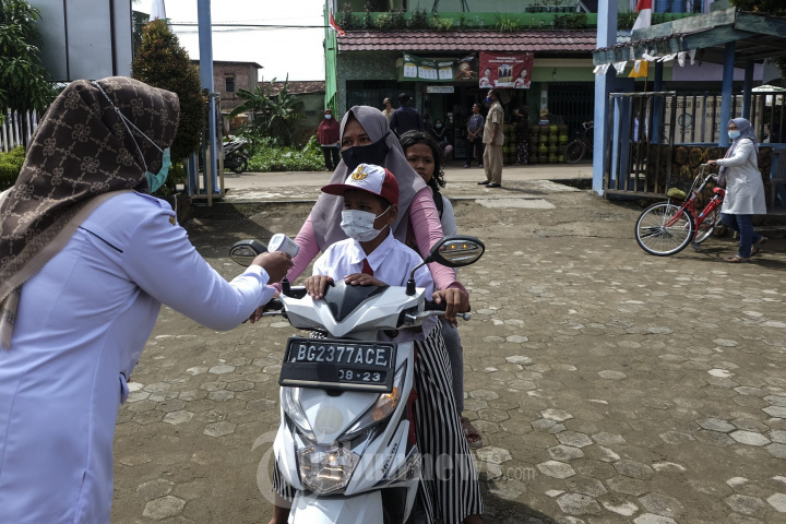 PTM SDN 232 Pelembang Dengan Prokes 5 M