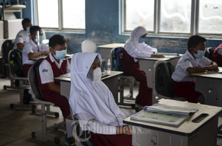 PTM SDN 232 Pelembang Dengan Prokes 5 M