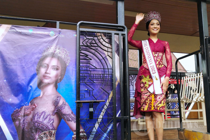 Puteri Indonesia 2023 Farhana Nariswari Wisandana