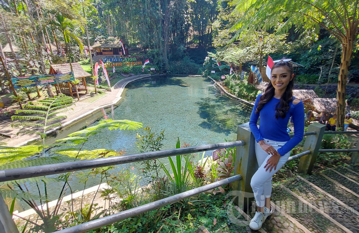 Puteri Indonesia 2023 Farhana Nariswari