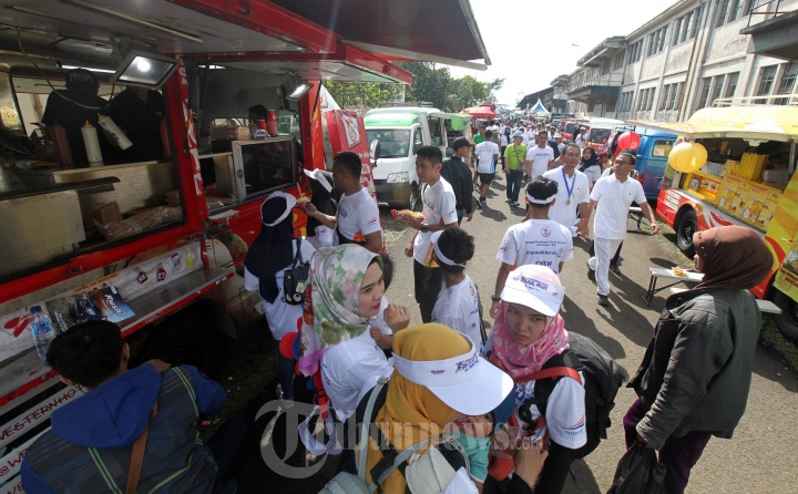 Rail Run Fit Share Fun Peringati HUT KAI Ke-72
