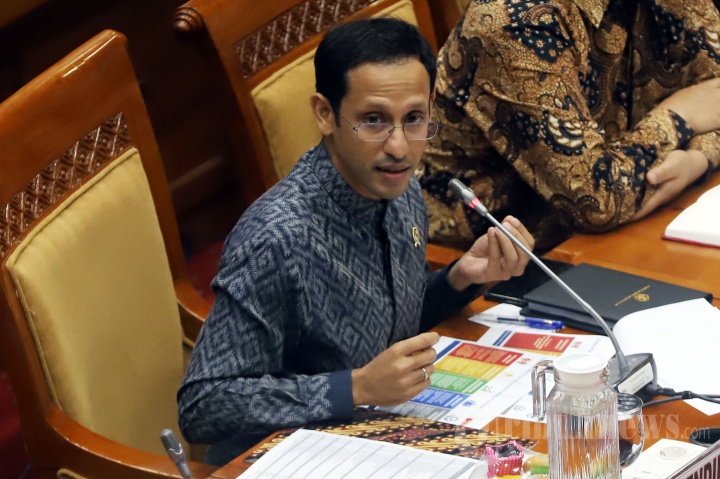 Raker Bersama Mendikbud Nadiem Makarim dan Komisi X DPR