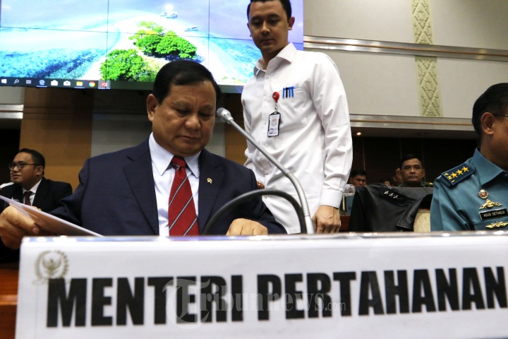 Rapat Komisi I DPR Dengan Kementerian Pertahanan