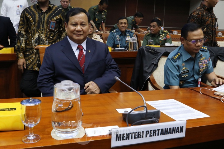 Rapat Komisi I DPR Dengan Kementerian Pertahanan