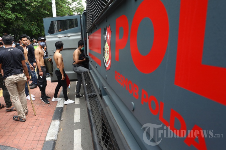 Ratusan Pemuda Diamankan Polisi saat Akan Berunjuk Rasa