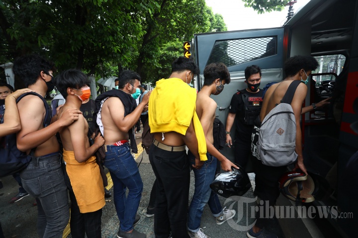 Ratusan Pemuda Diamankan Polisi saat Akan Berunjuk Rasa