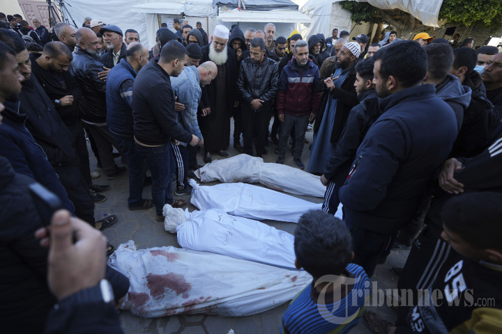 Ratusan Tewas Diserang Israel saat Menunggu Truk Bantuan di Gaza