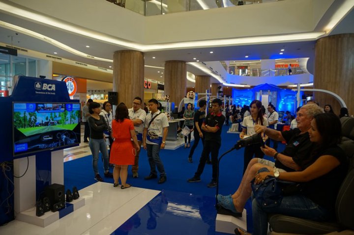 rayakan-momen-bersama-gebyar-tahapan-bca-di-palembang_20150804_183057.jpg