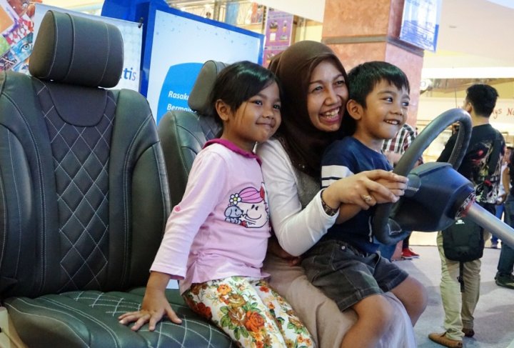 rayakanmomengebyartahapan-bca-mal-ska-pekanbaru_20150828_184512.jpg