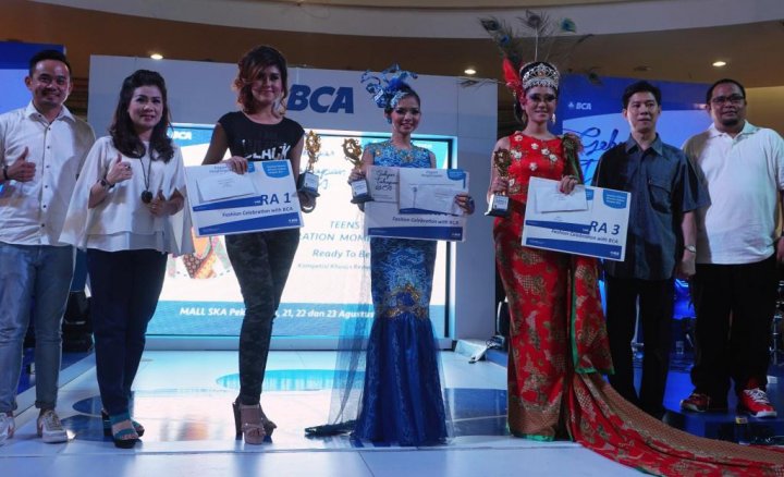 rayakanmomengebyartahapan-bca-mal-ska-pekanbaru_20150828_185326.jpg