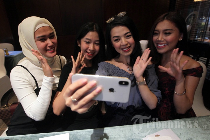 Re-launch Aplikasi Uplive