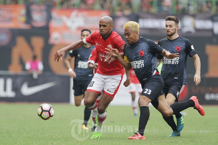 Reinaldo Elias Da Costa Dibayangi Hamkah Hamzah
