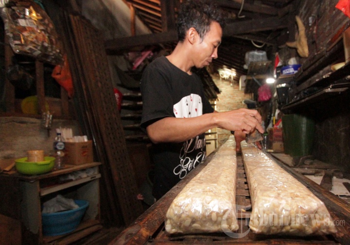 Rencana Pembatasan Jam Operasonal Perajin Tempe
