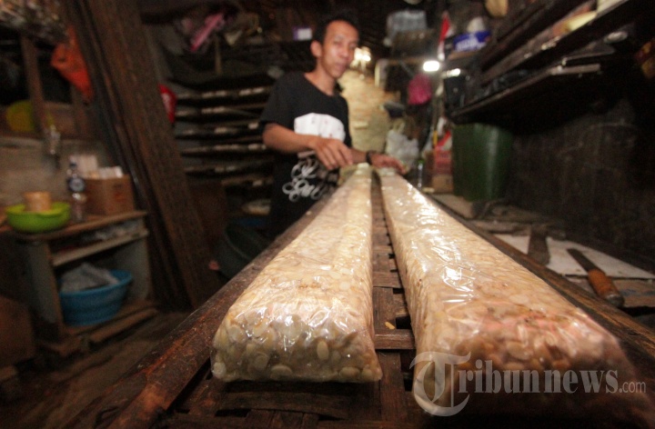 Rencana Pembatasan Jam Operasonal Perajin Tempe