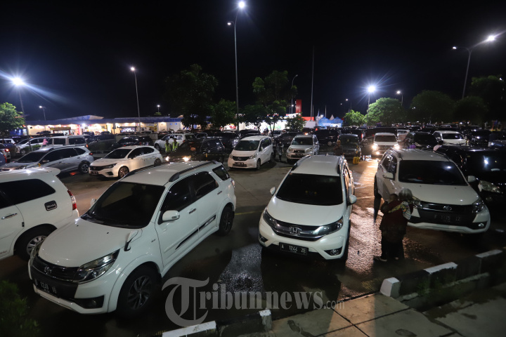 Rest Area KM 164 Mulai di Padati Pemudik