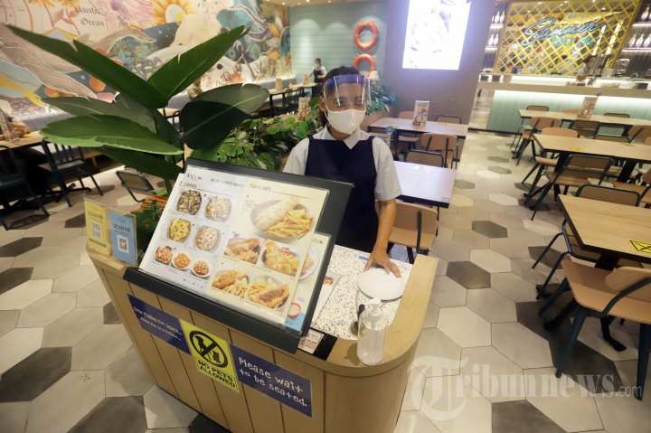 Restoran Diperbolehkan Melayani Makan di Tempat