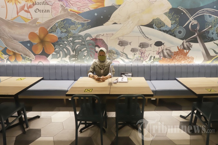 Restoran Diperbolehkan Melayani Makan di Tempat