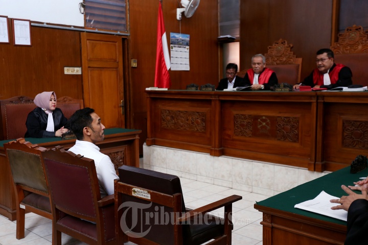 Restu Sinaga Jalani Sidang Kasus Narkoba