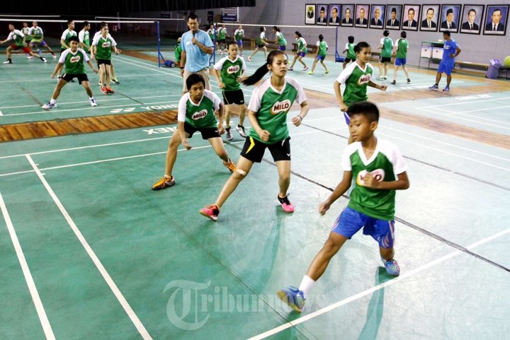 Rexi Mainaky Latih Peserta Grand Final Milo School Competition 2