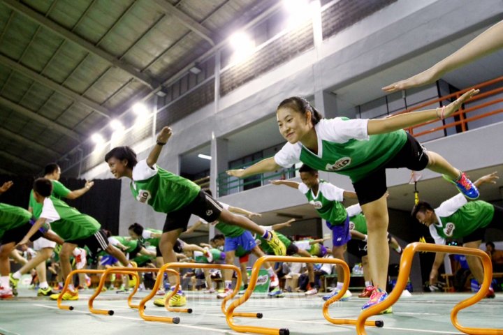 Rexi Mainaky Latih Peserta Grand Final Milo School Competition 2