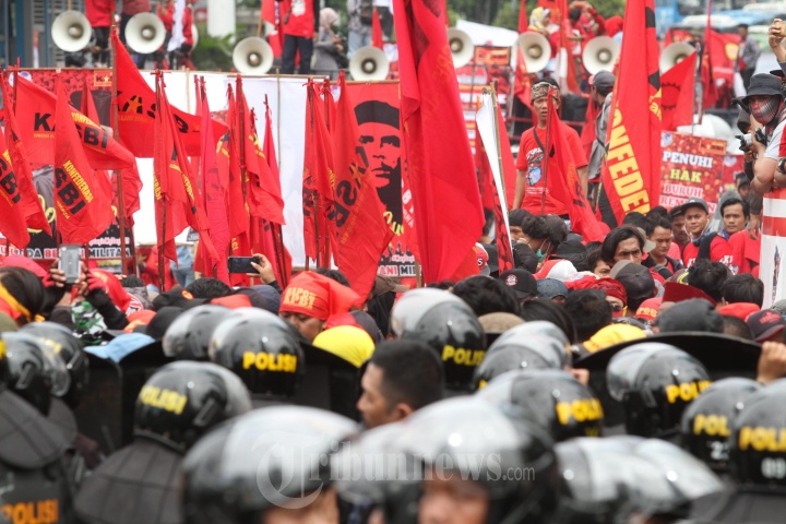 Ribuan Buruh Peringati Hari Buruh Internasional
