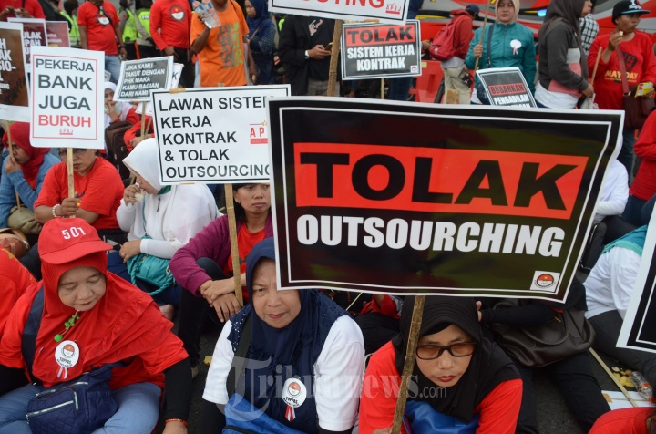 Ribuan Buruh Peringati Hari Buruh Internasional