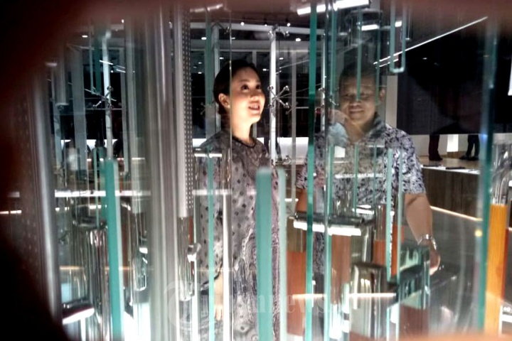 Ribuan Model dan Aksesoris Pintu Ada di Showroom Dekkson