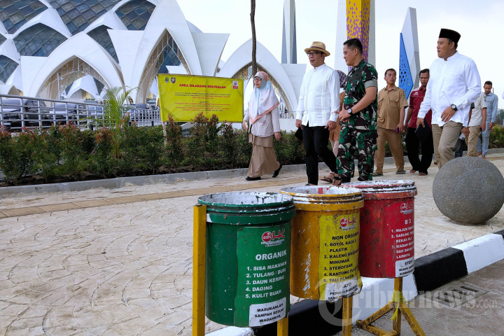 Ridwan Kamil Inspeksi Masjid Al Jabbar