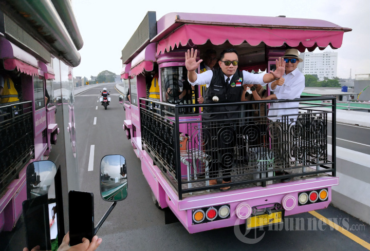 Ridwan Kamil Resmikan Flyover Kopo