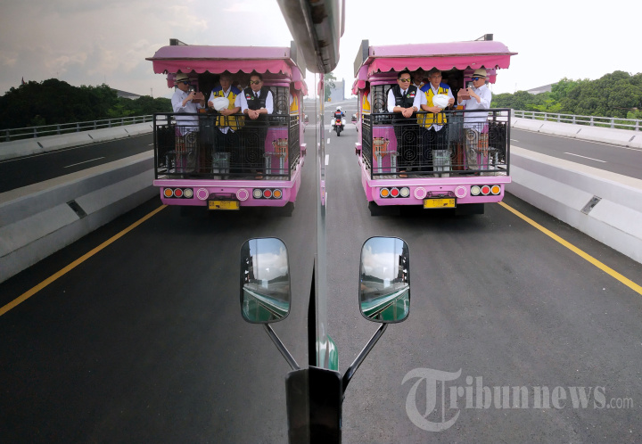 Ridwan Kamil Resmikan Flyover Kopo