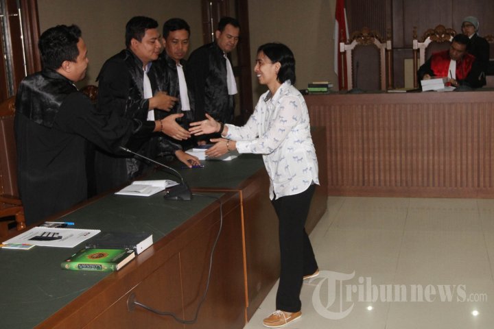 Rinelda Bandaso Dituntut 5 Tahun Penjara