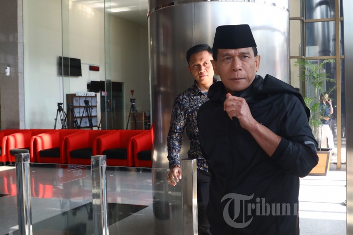 Anggota BPK Rizal Djalil Diperiksa KPK