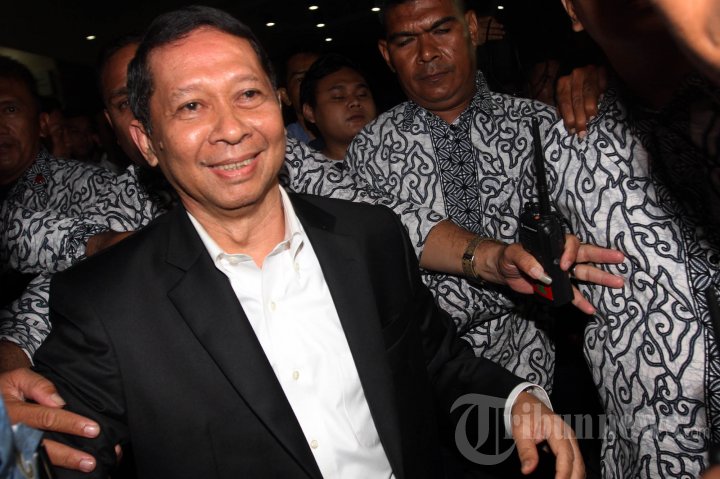 RJ Lino Diperiksa 9 Jam Oleh Bareskrim Polri