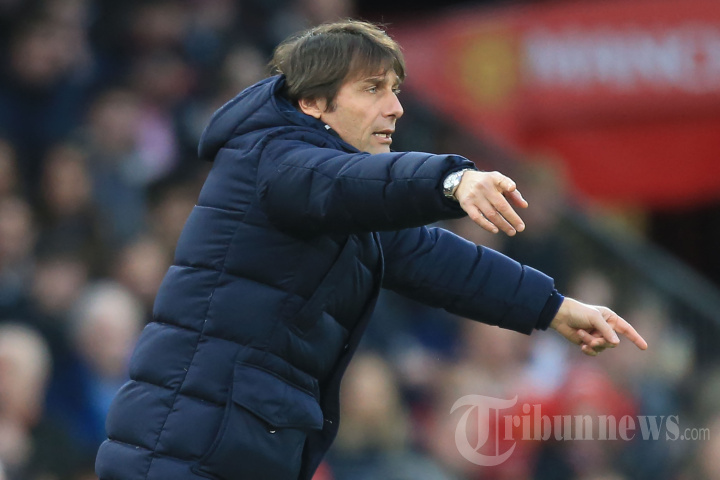 Ronaldo Hattrick, Manchester United Sikat Tottenham Hotspur 3-2