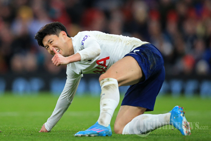 Ronaldo Hattrick, Manchester United Sikat Tottenham Hotspur 3-2