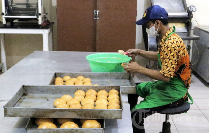 Roti Titan 88 Tangerang Kembali Bangkit, Foto 4 #1905577 - TribunNews.com