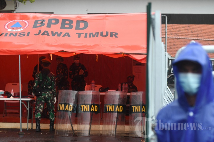 RS Lapangan Covid-19 Pemprov Jawa Timur Beroperasi