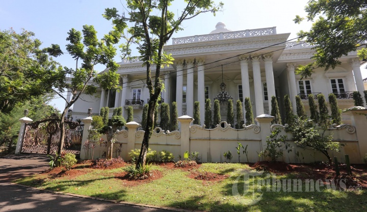 Rumah Mewah Bos First Travel