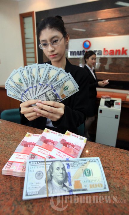 Rupiah Kembali Melemah