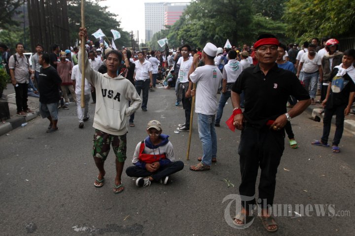 Rusuh Demo Ahok di Depan Kantor KPK