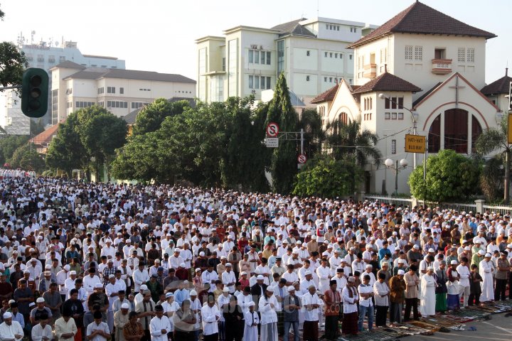 Salat Idul Adha 1437 H Di Jalan Jatinegara