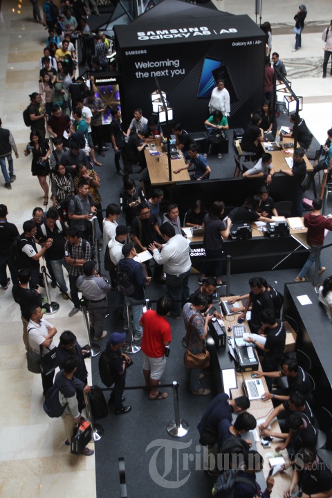 Samsung A8 dan A8+ Laris Manis di Penjualan Perdana