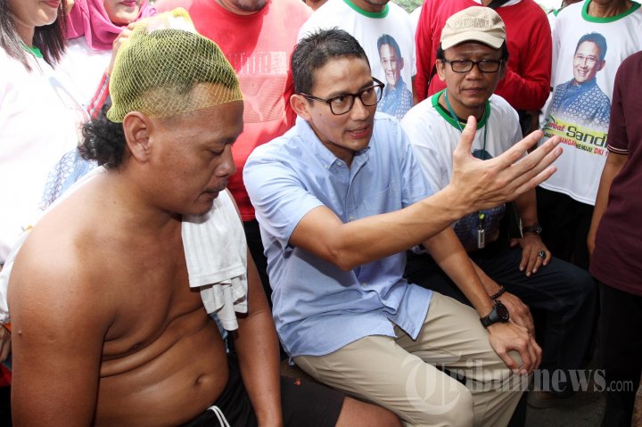 Sandiaga Uno Berdialog Dengan Warga Tambora