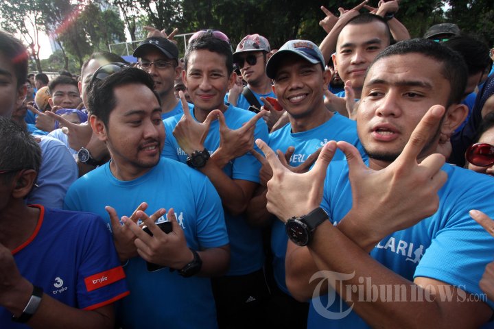 Sandiaga Uno Bersama Relawan Lakukan Jakarta Berlari