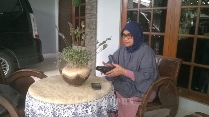 Sari Indra Dewi Istri Bambang Widjojanto