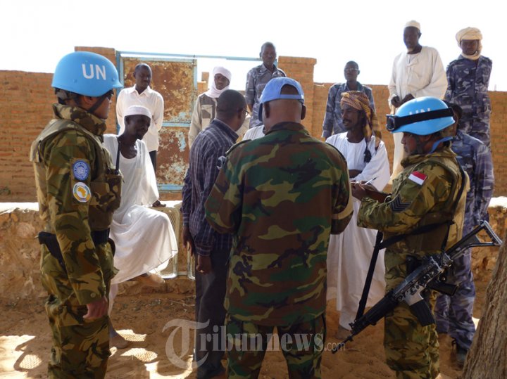 Satgas Indobatt Bantu Warga Lokal di Darfur Barat