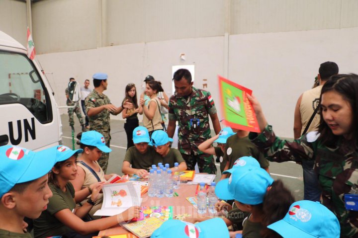 Satgas Indobatt Dalam Acara Kunjungan Anak Yatim LAF
