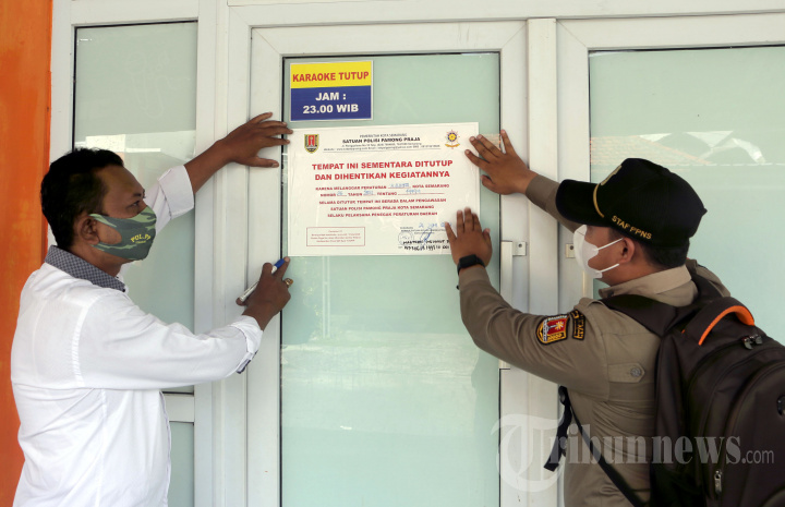 Satpol PP Semarang Segel Swalayan hingga Sunan Kuning