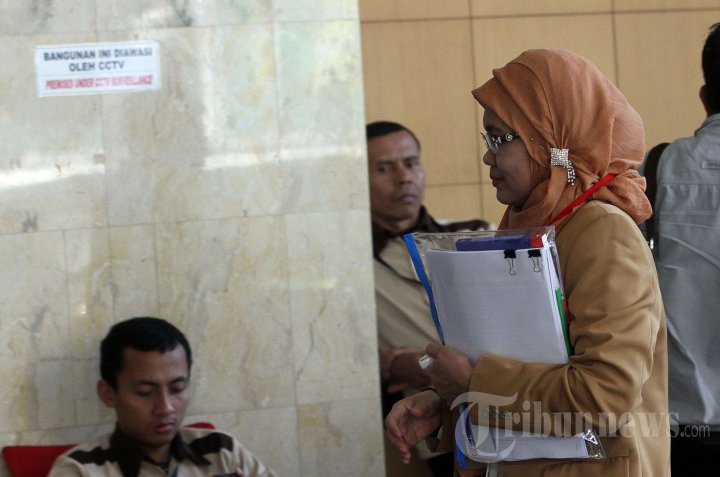 Sekjen DPR Diperiksa KPK